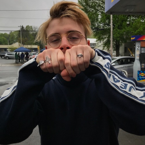 фрилансер Acid Shisuii