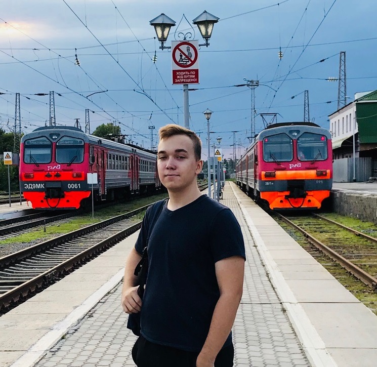 фрилансер Анатолий