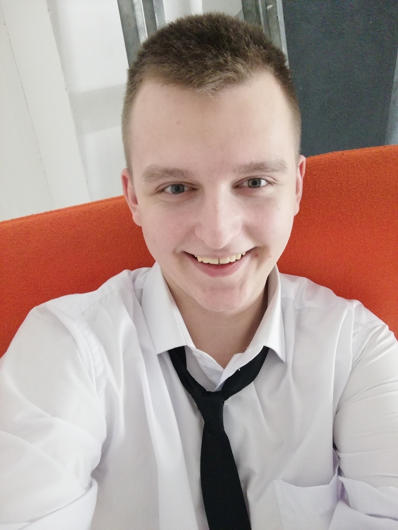 фрилансер Михаил