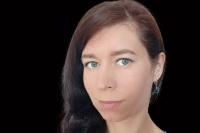 фрилансер Елена